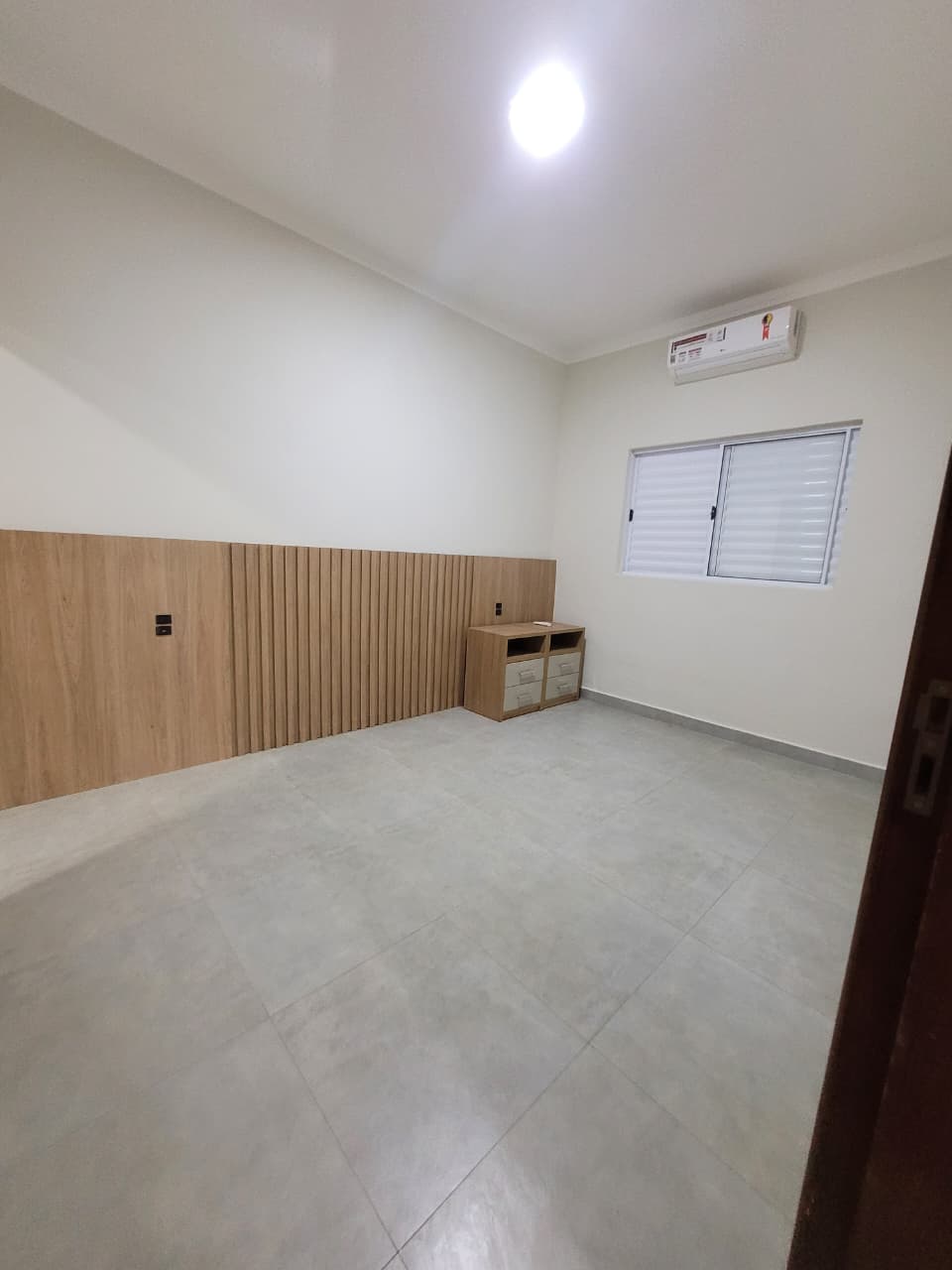 Casa à Venda no Residencial Irineu Zanetti