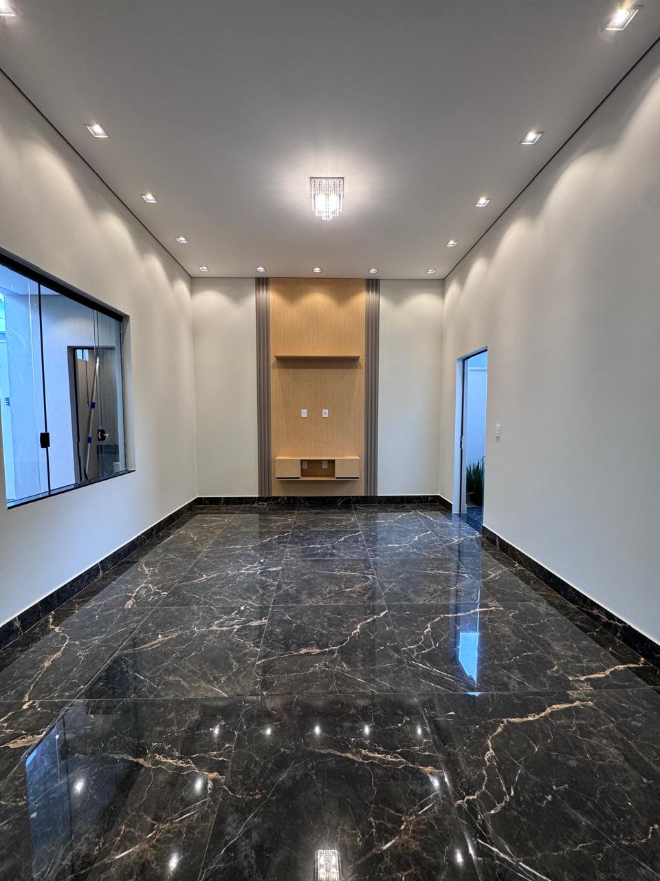 Casa à Venda no Parque dos Coqueiros