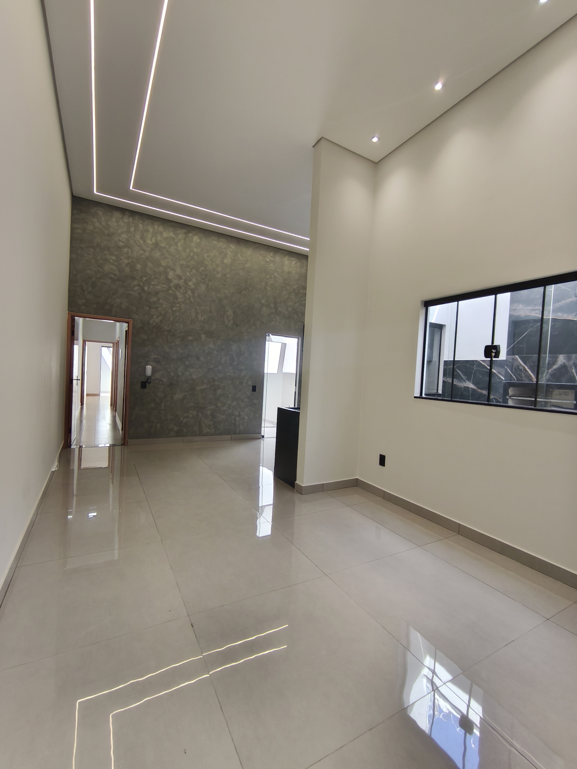 Casa à Venda no Residencial Irineu Zanetti