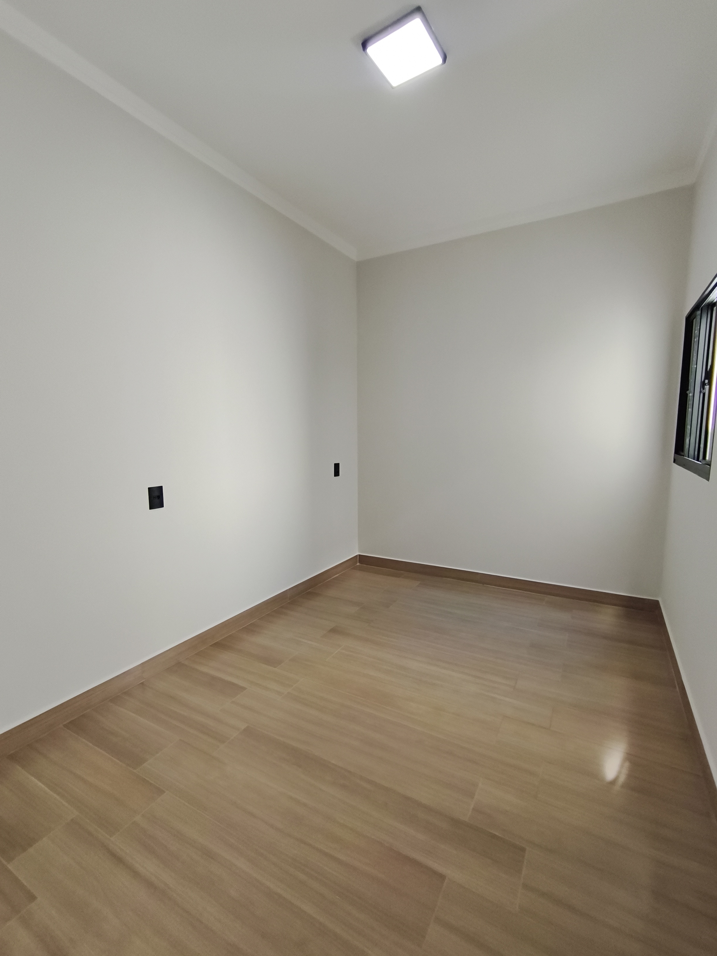 Casa à Venda no Residencial Irineu Zanetti