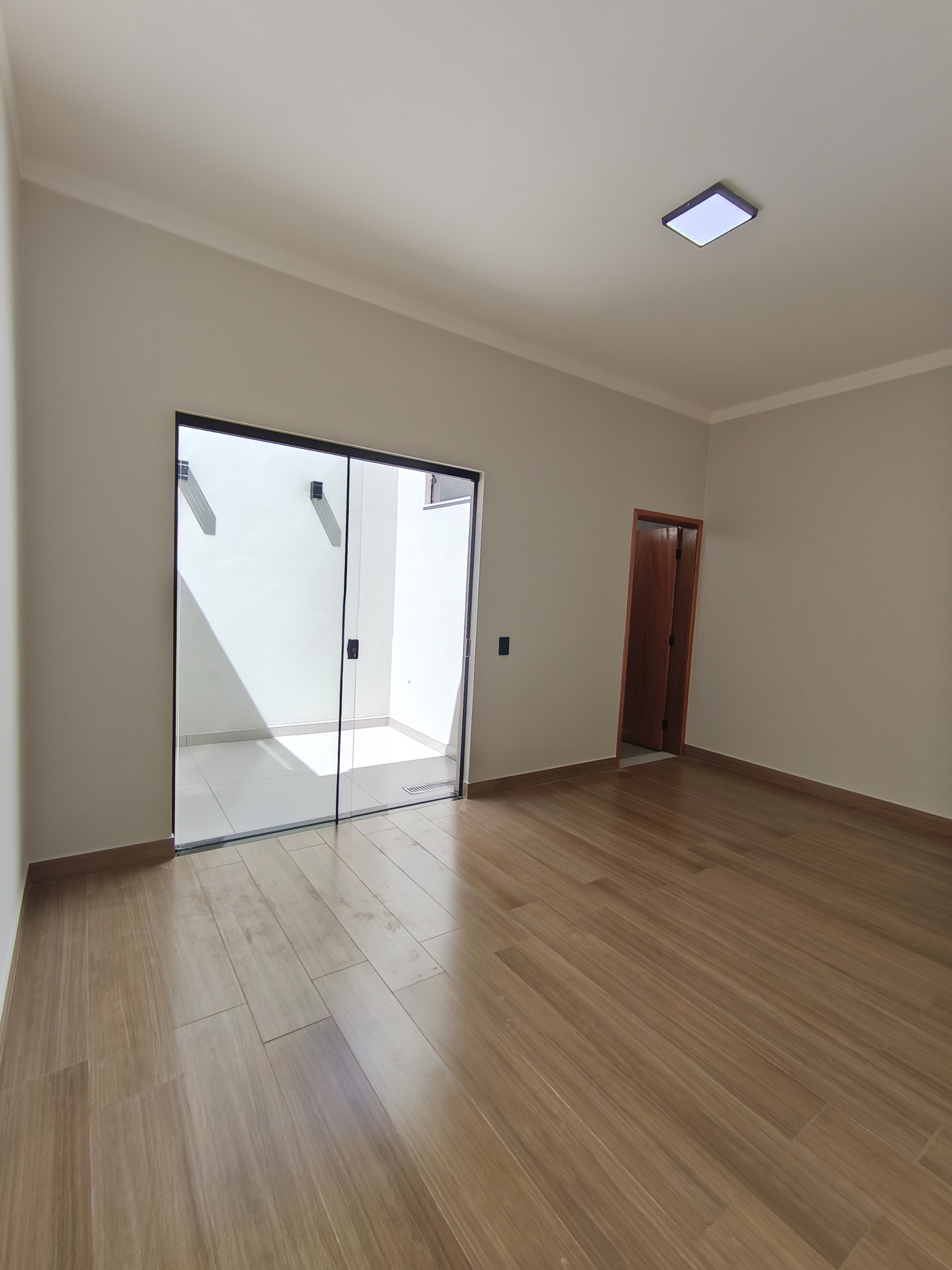 Casa à Venda no Residencial Irineu Zanetti