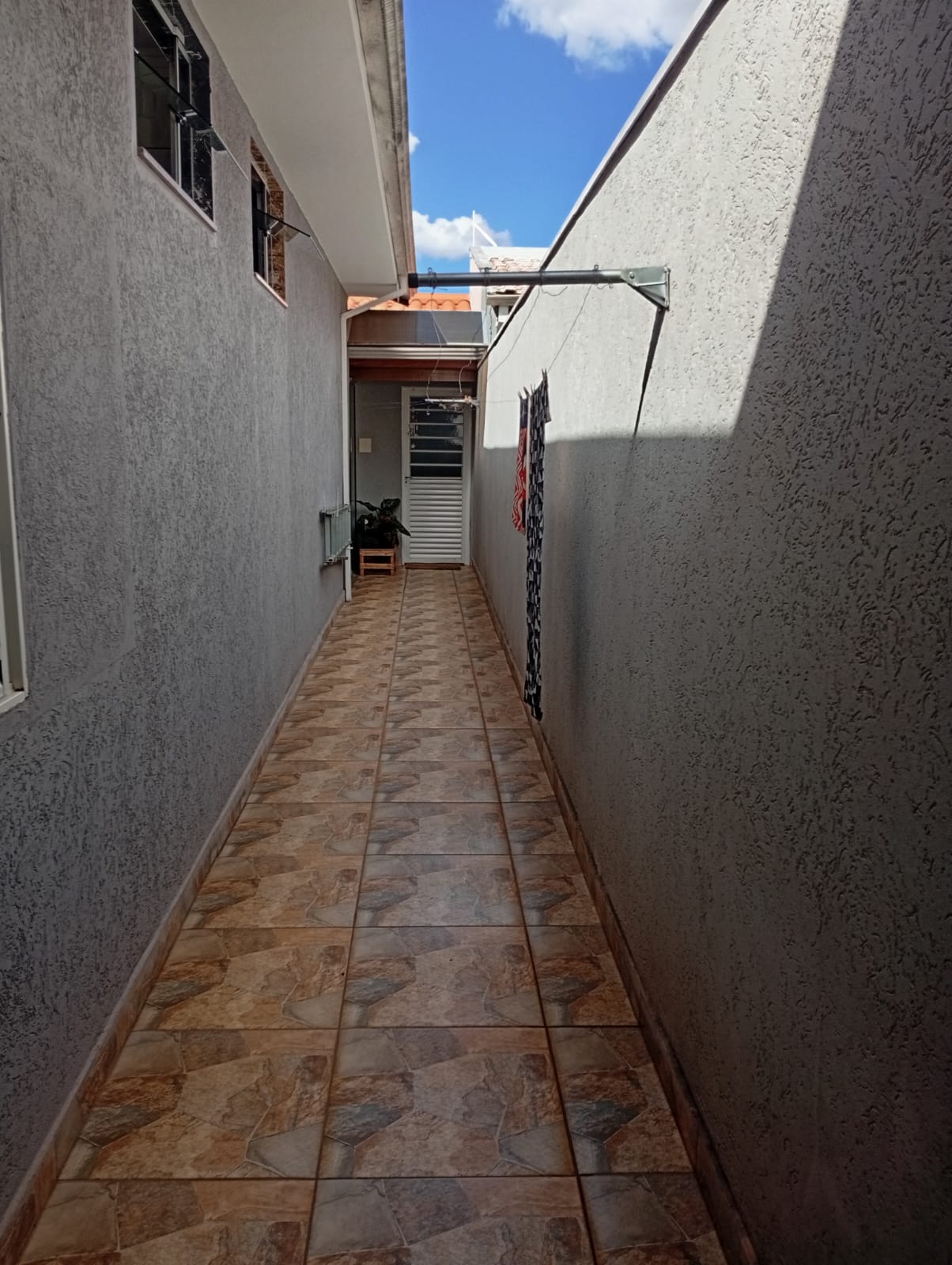Casa á venda No Recanto Elimar