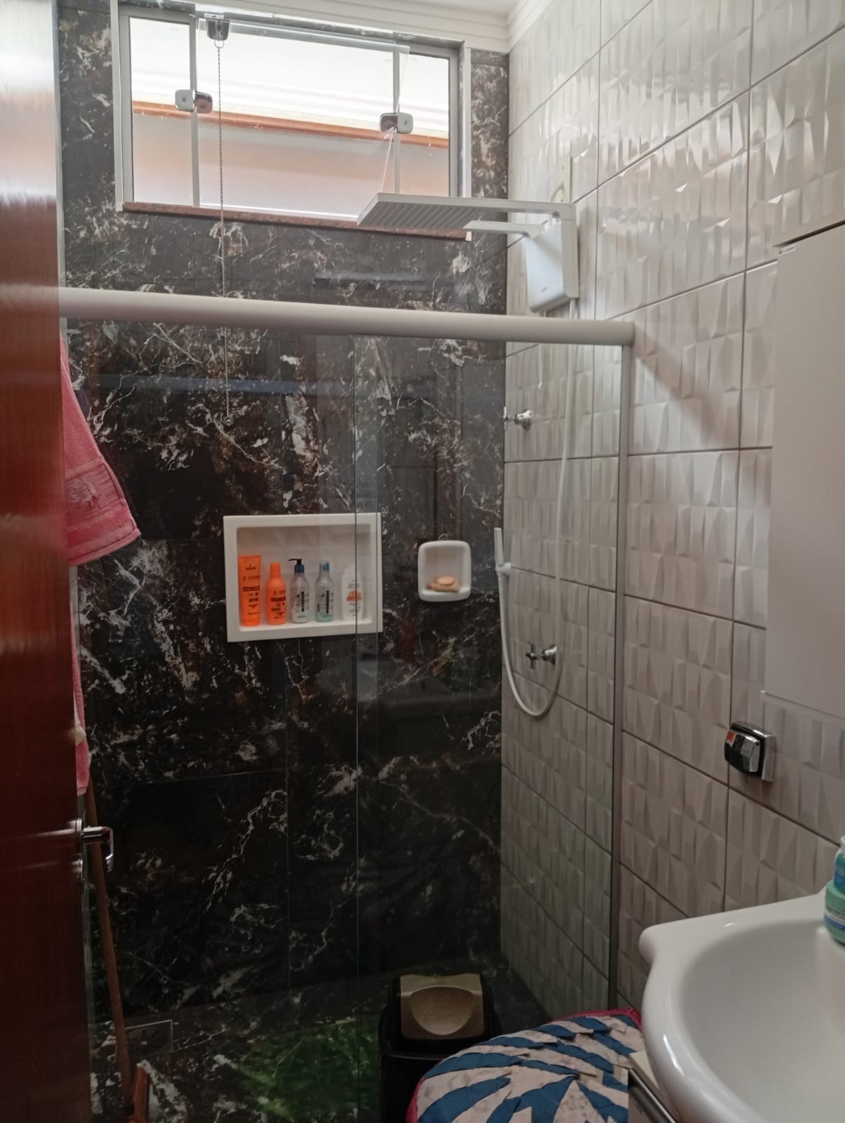 Casa á venda No Recanto Elimar