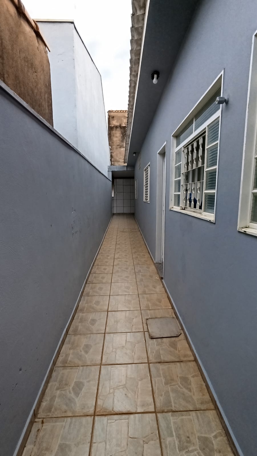 Casa à Venda no Jardim Tropical II