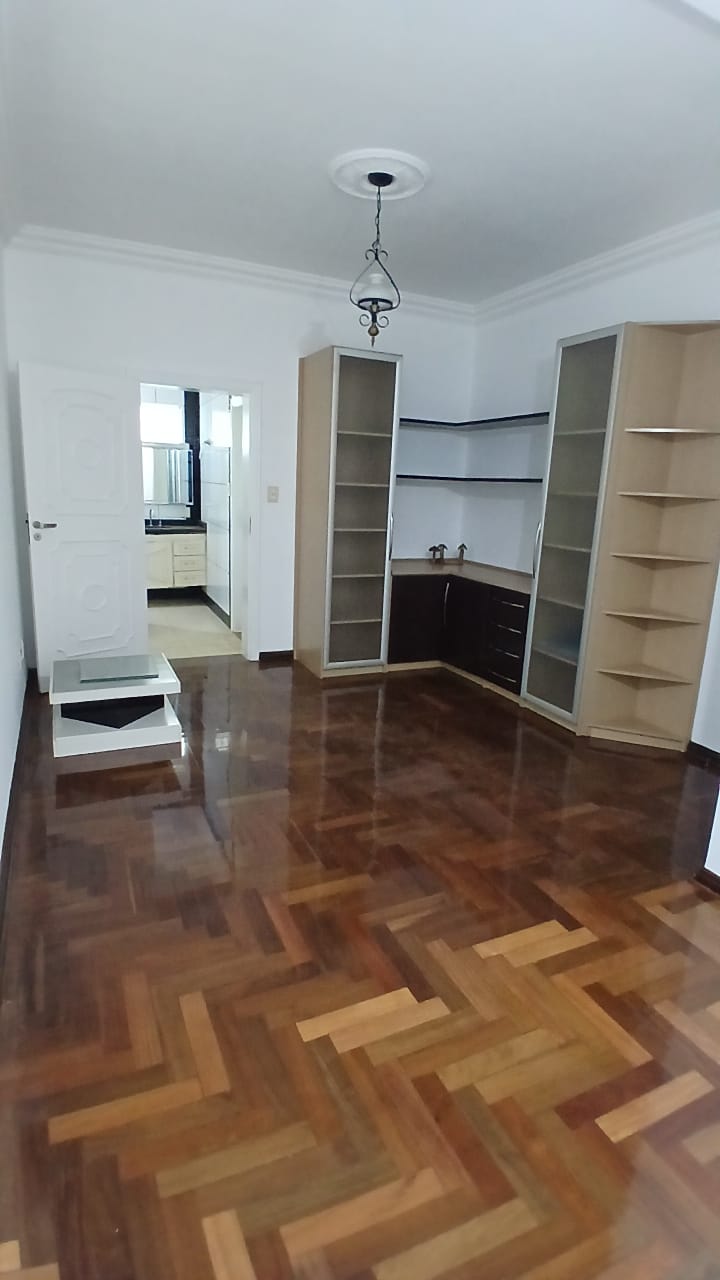 Casa a Venda no Vila Nicácio