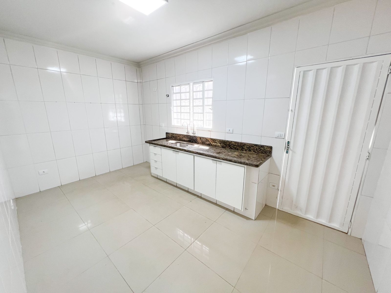 Casa a Venda no Jardim Ângela Rosa