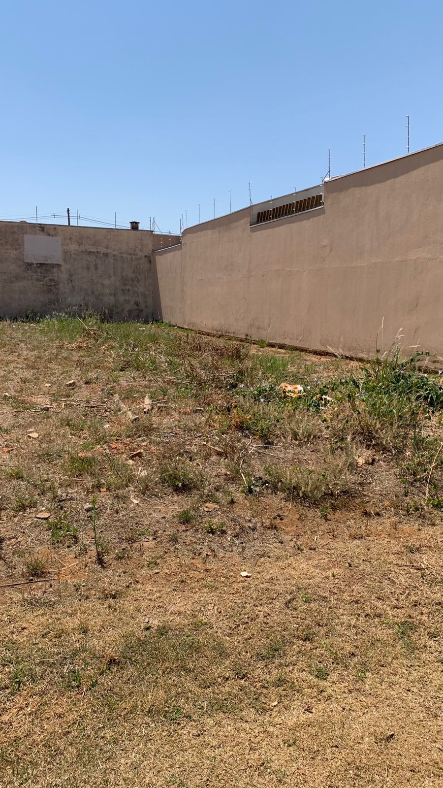 Terreno á Venda no Residencial Colina do Espraiado