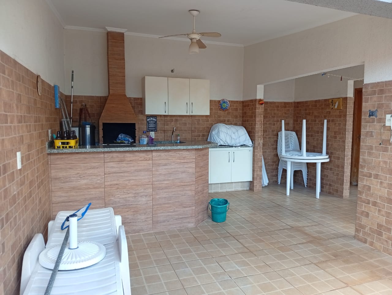 Casa a Venda no Jardim Santana 