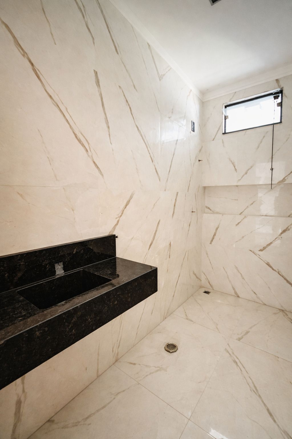 Apartamento no bairro Jardim Adelinha à Venda