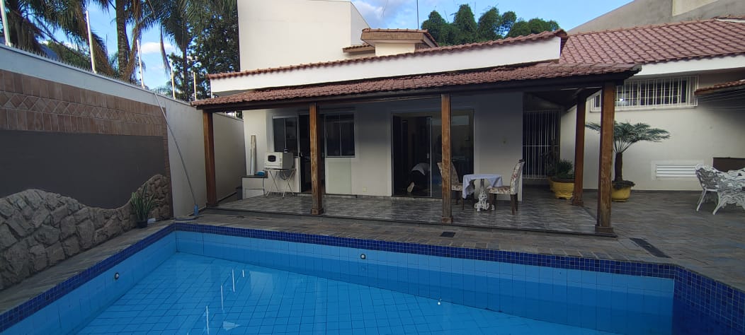 Casa a Venda no Parque do Castelo