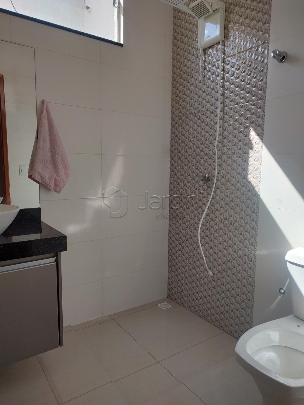 Casa a Venda no Residencial Irineu Zanetti