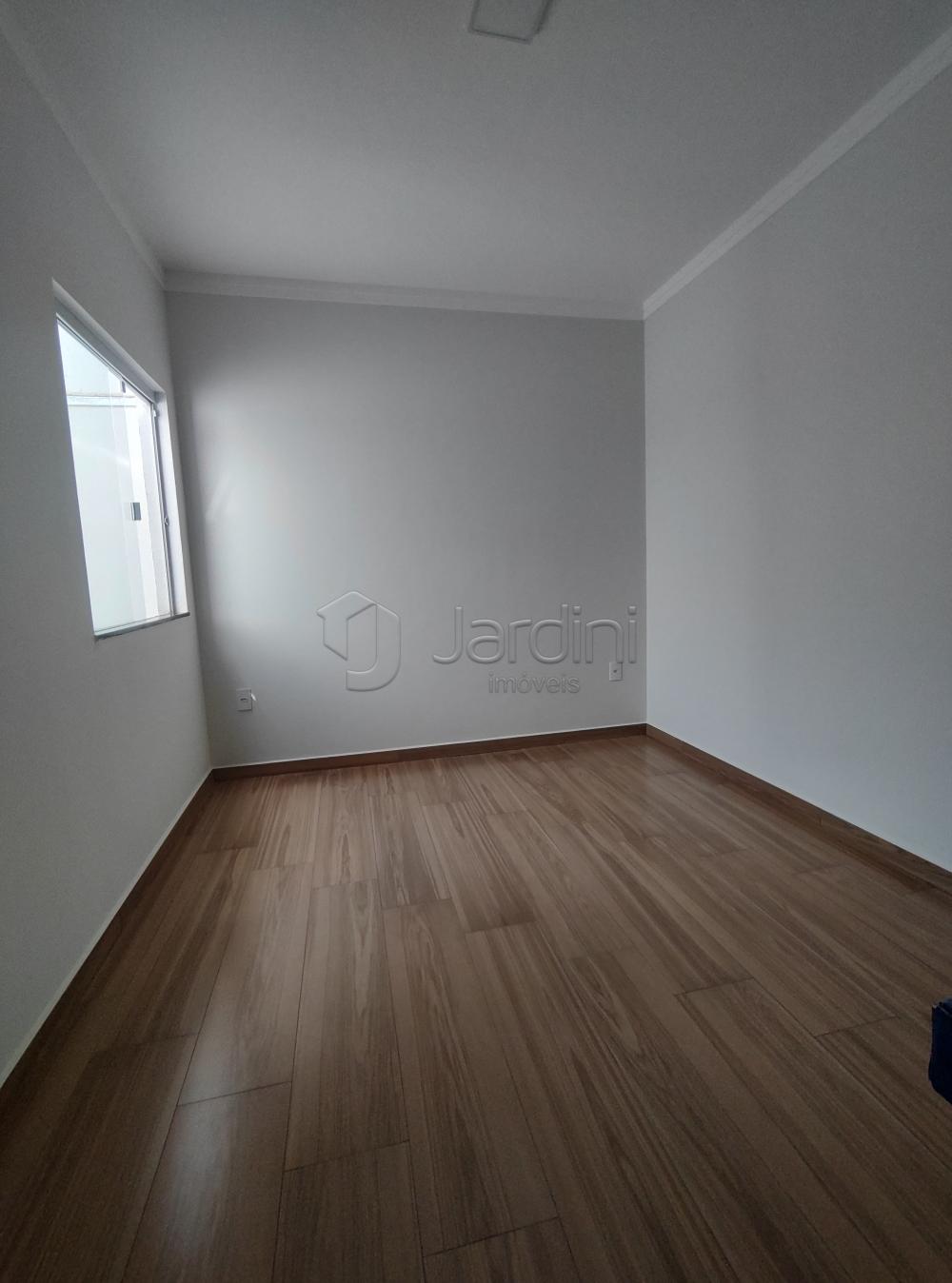 Casa a Venda no Residencial Irineu Zanetti