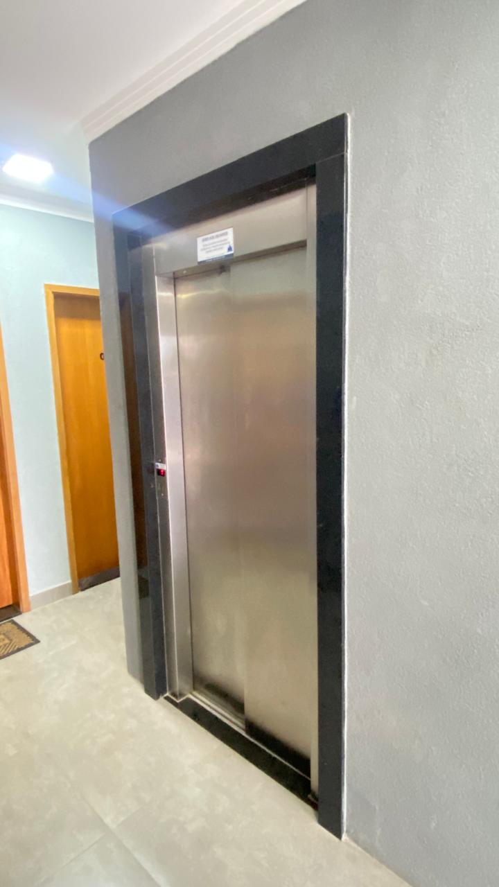 Apartamento A Venda no Jardim Samello Woods
