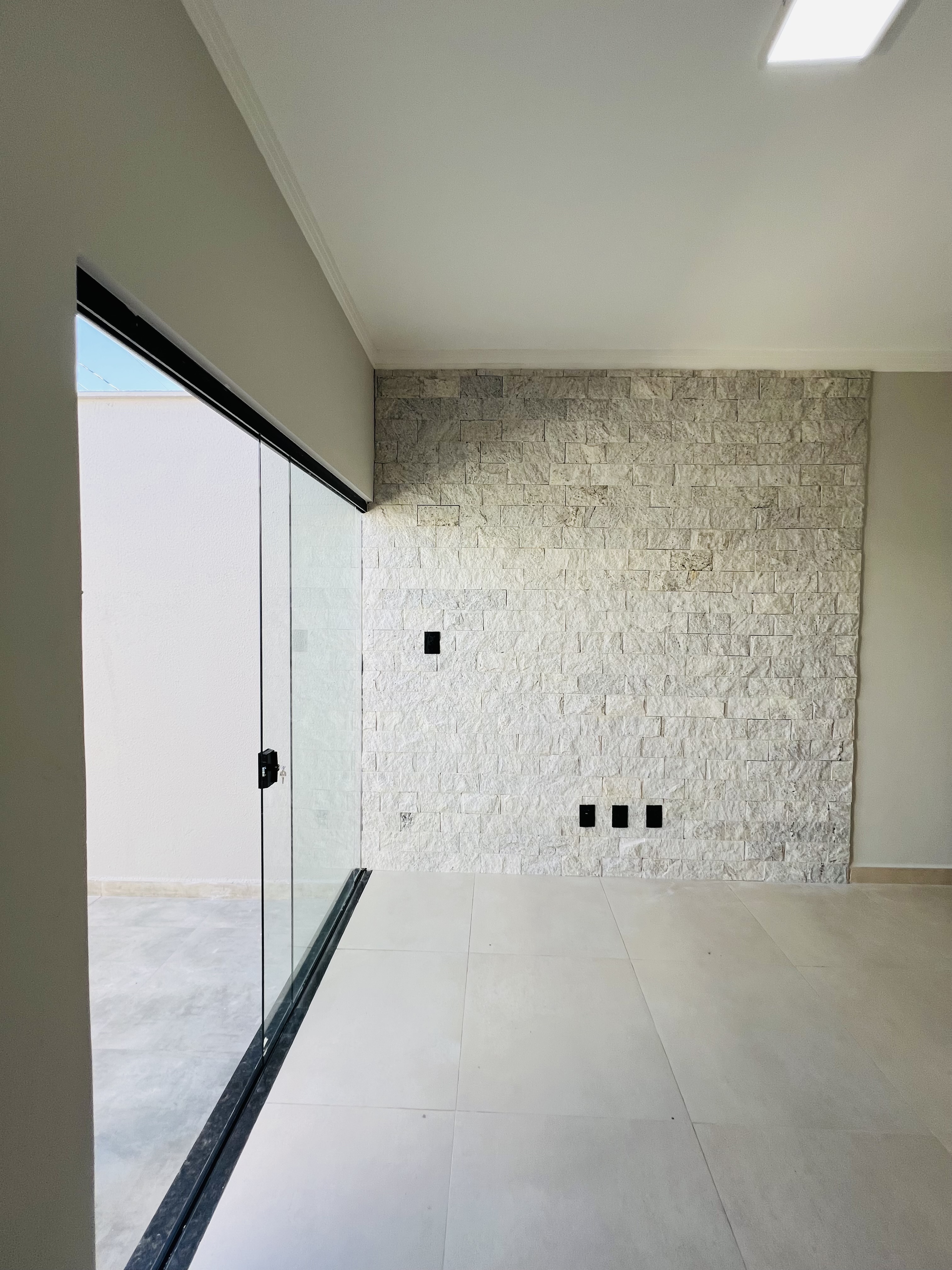 Casa a venda no Elimar