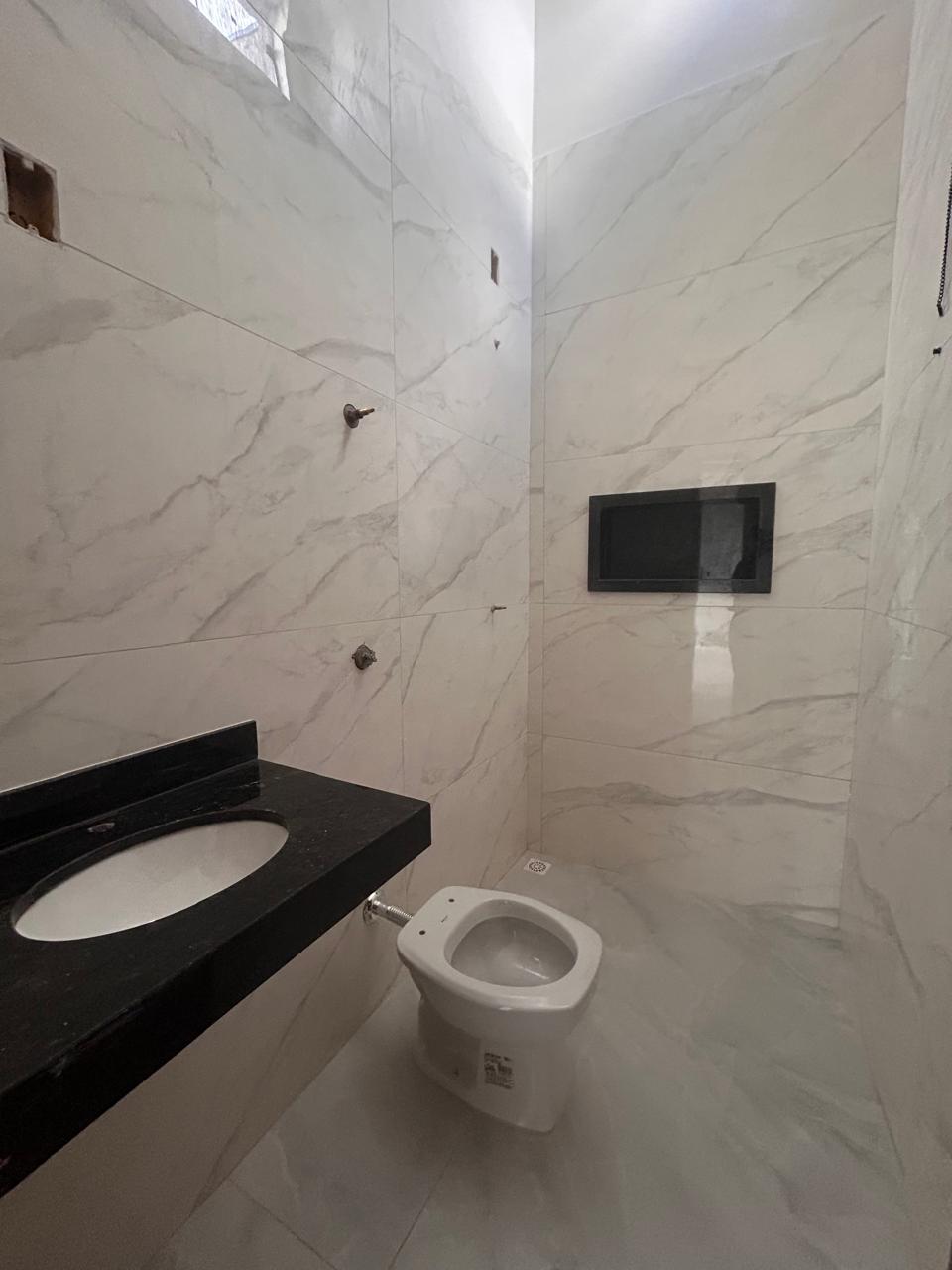 Casa à Venda no Jardim Adelinha