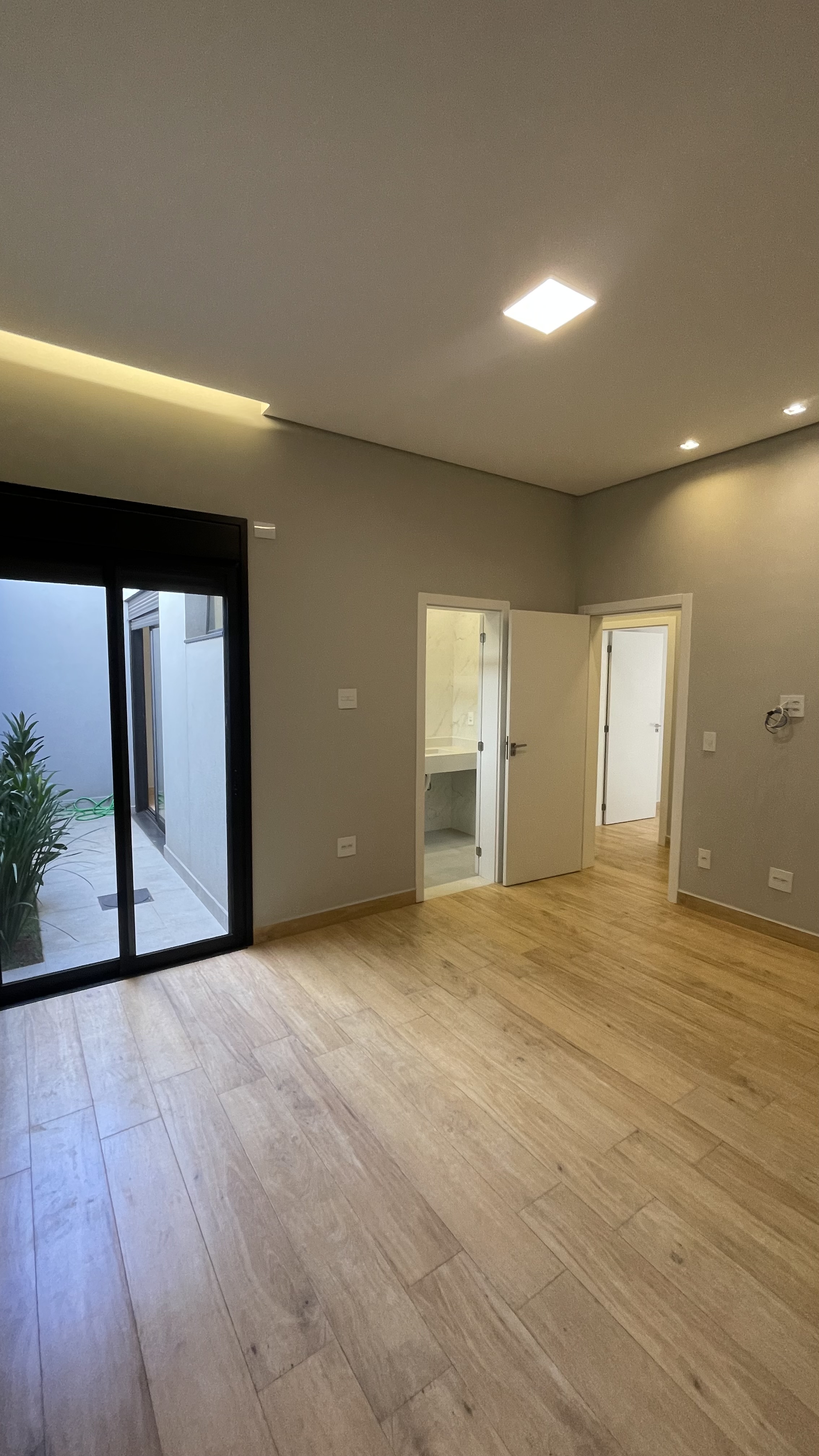 Casa a Venda no Jardim Botânico 