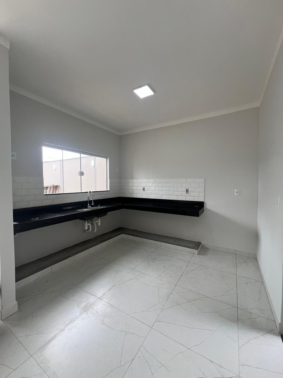 Cada a Venda no Jardim Adelinha