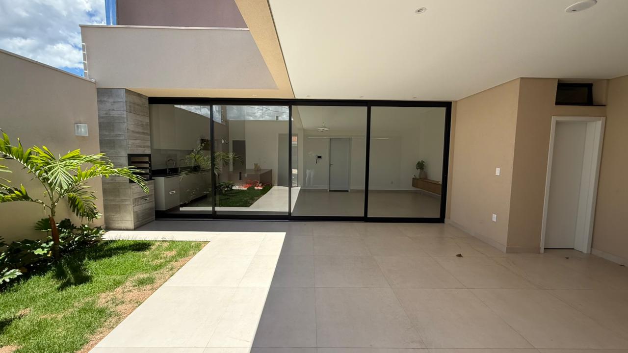 Casa no bairro Esplanada Primo Meneghetti II à Venda