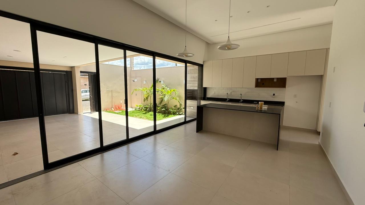 Casa no bairro Esplanada Primo Meneghetti II à Venda