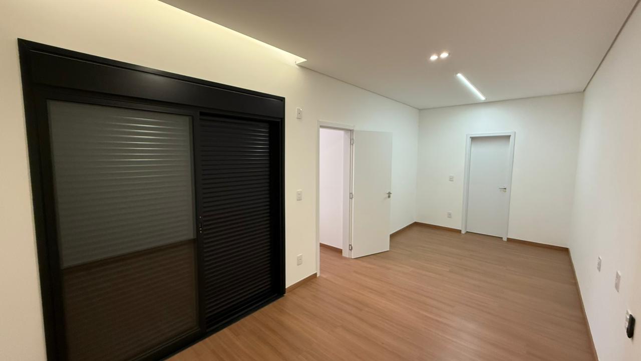 Casa no bairro Esplanada Primo Meneghetti II à Venda