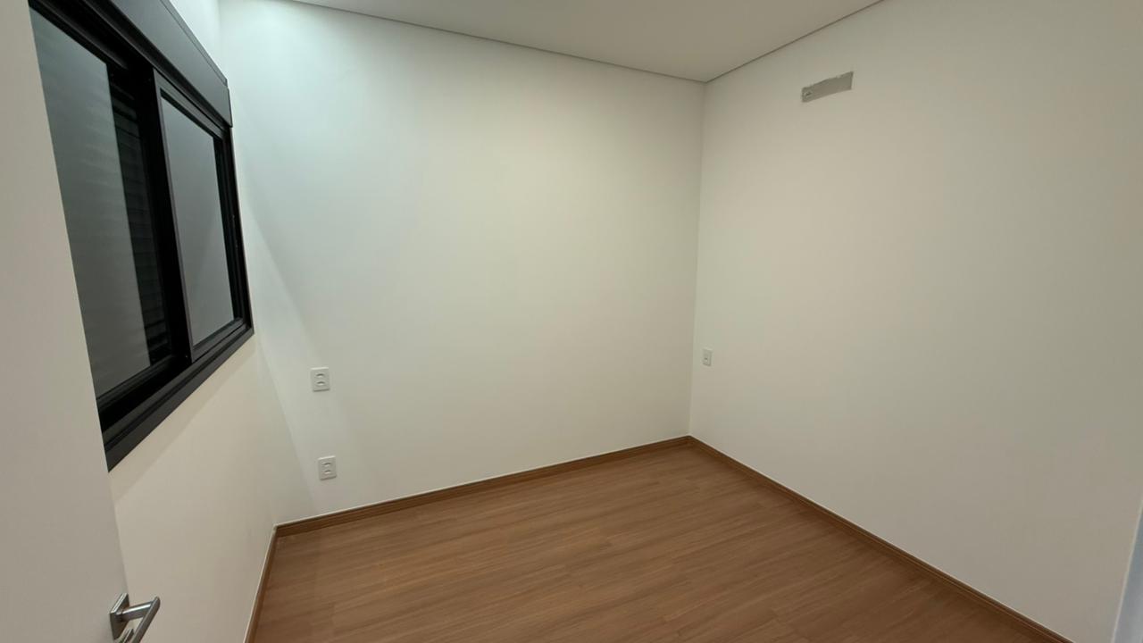 Casa no bairro Esplanada Primo Meneghetti II à Venda