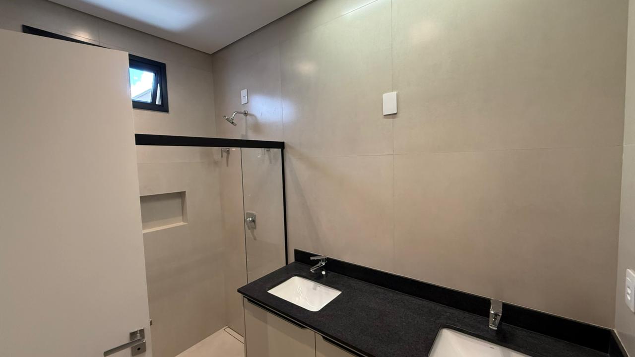 Casa no bairro Esplanada Primo Meneghetti II à Venda