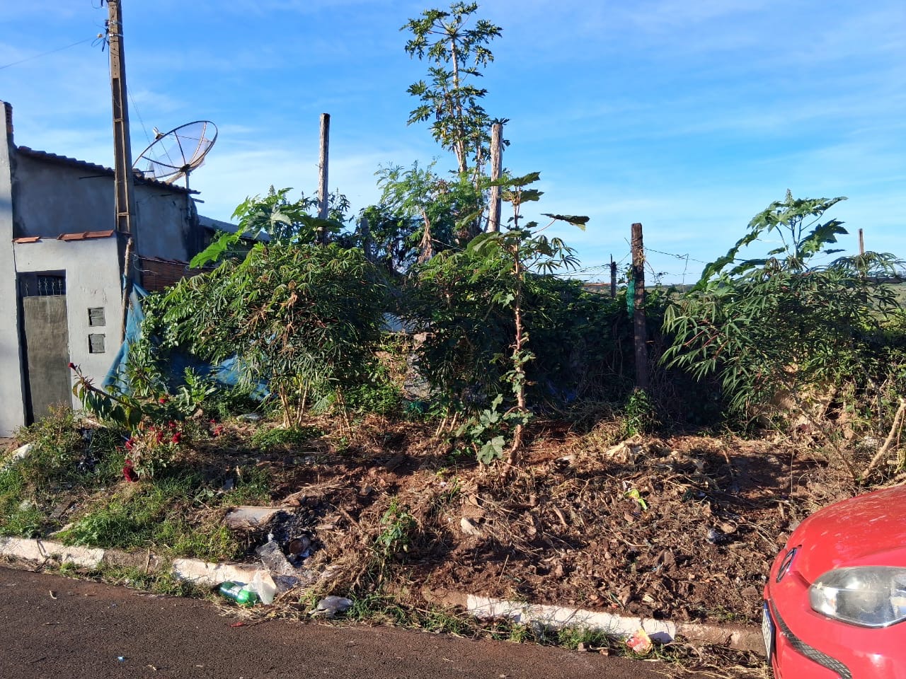 Terreno a Venda no Jardim Aeroporto III
