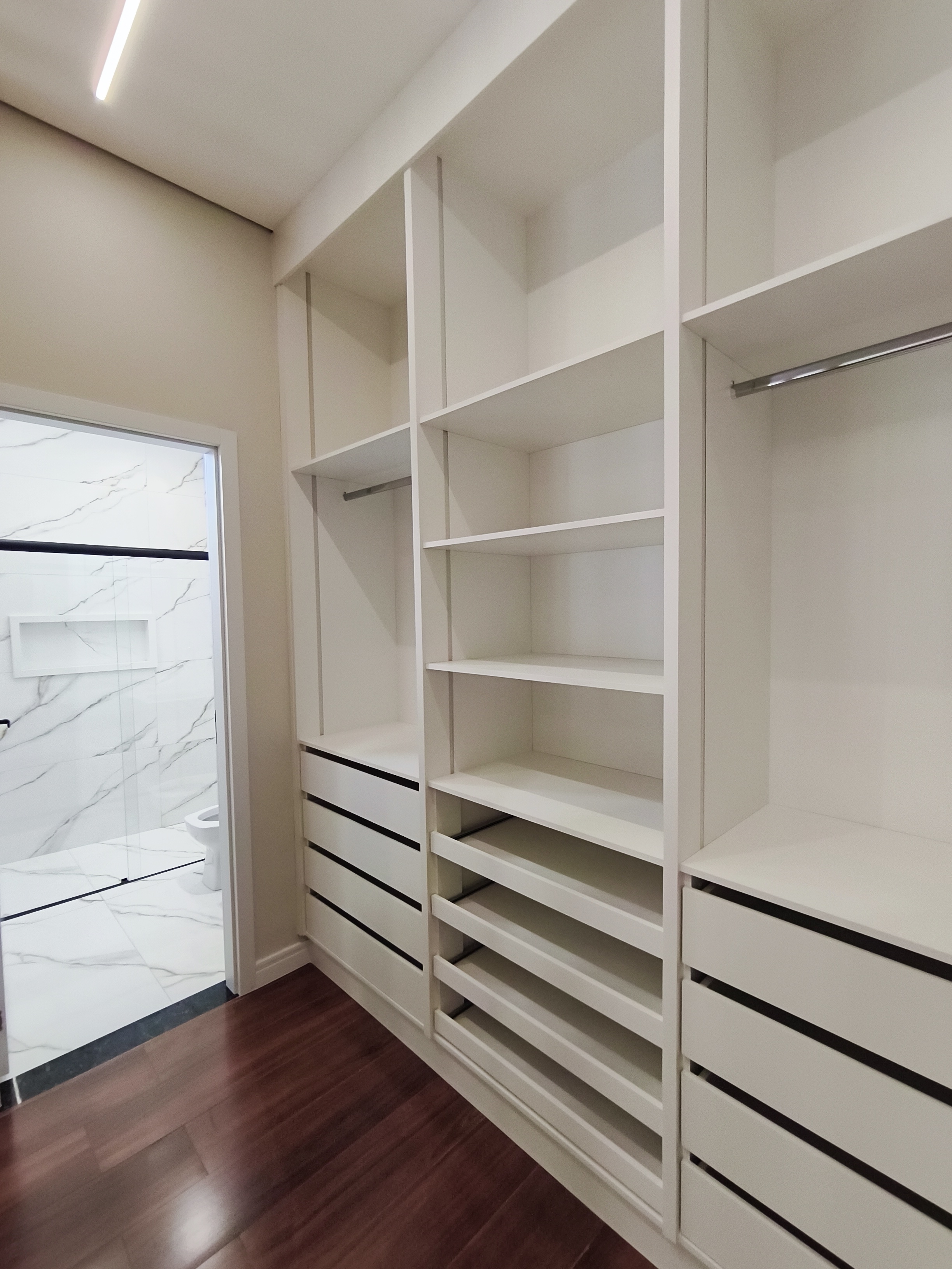 Casa à Venda no Pólo Club 