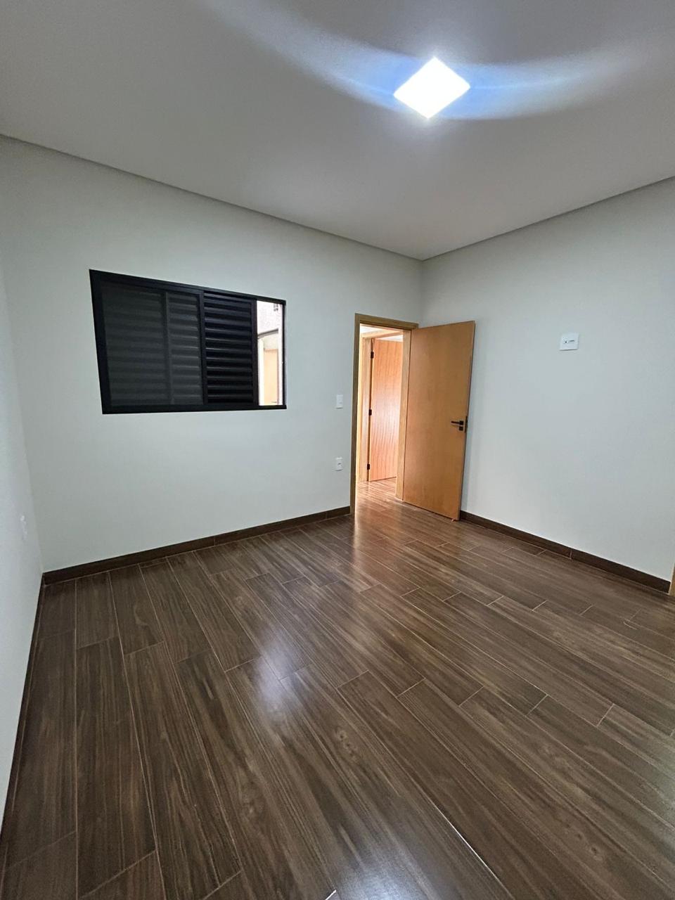 Casa à Venda no Jardim Natal