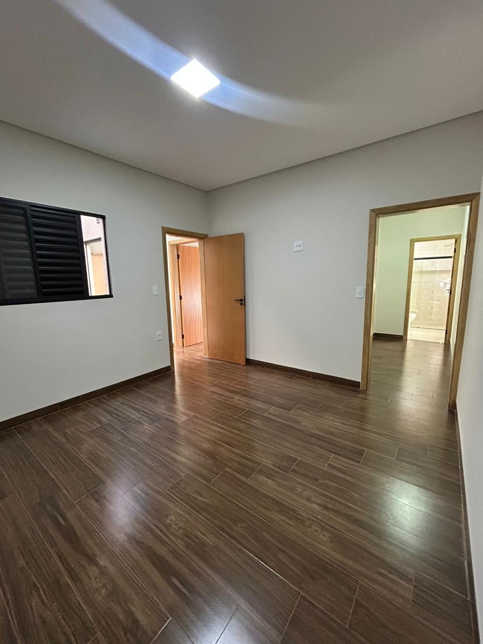Casa à Venda no Jardim Natal