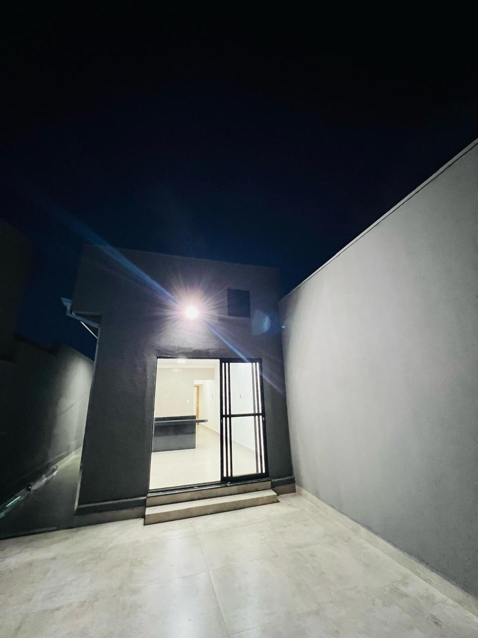 Casa à Venda no Tropical