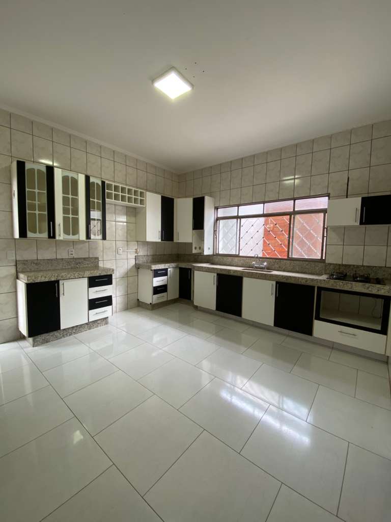 Casa no bairro Jardim Paulistano à Venda