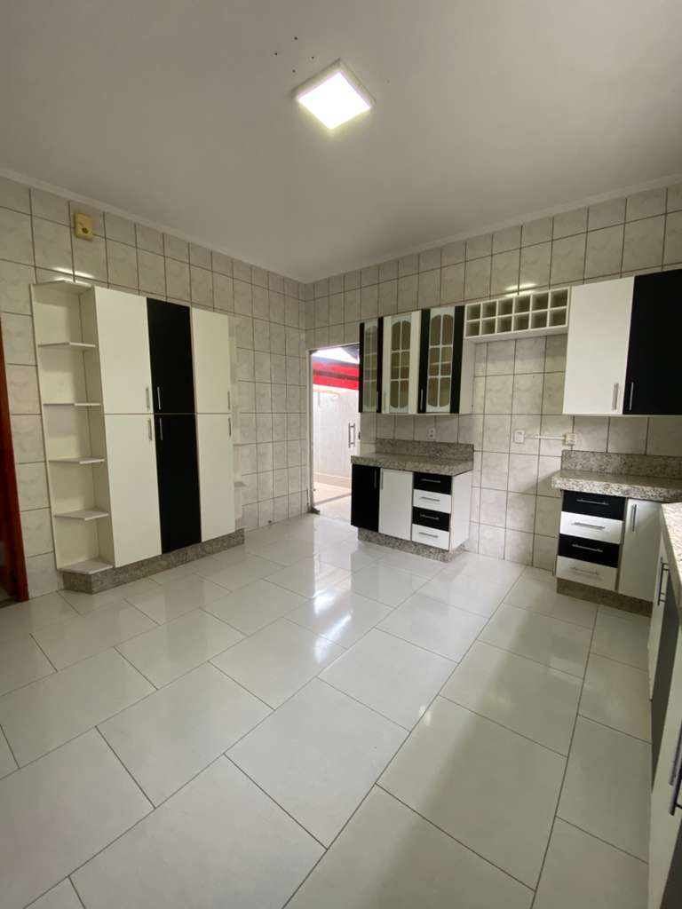 Casa no bairro Jardim Paulistano à Venda