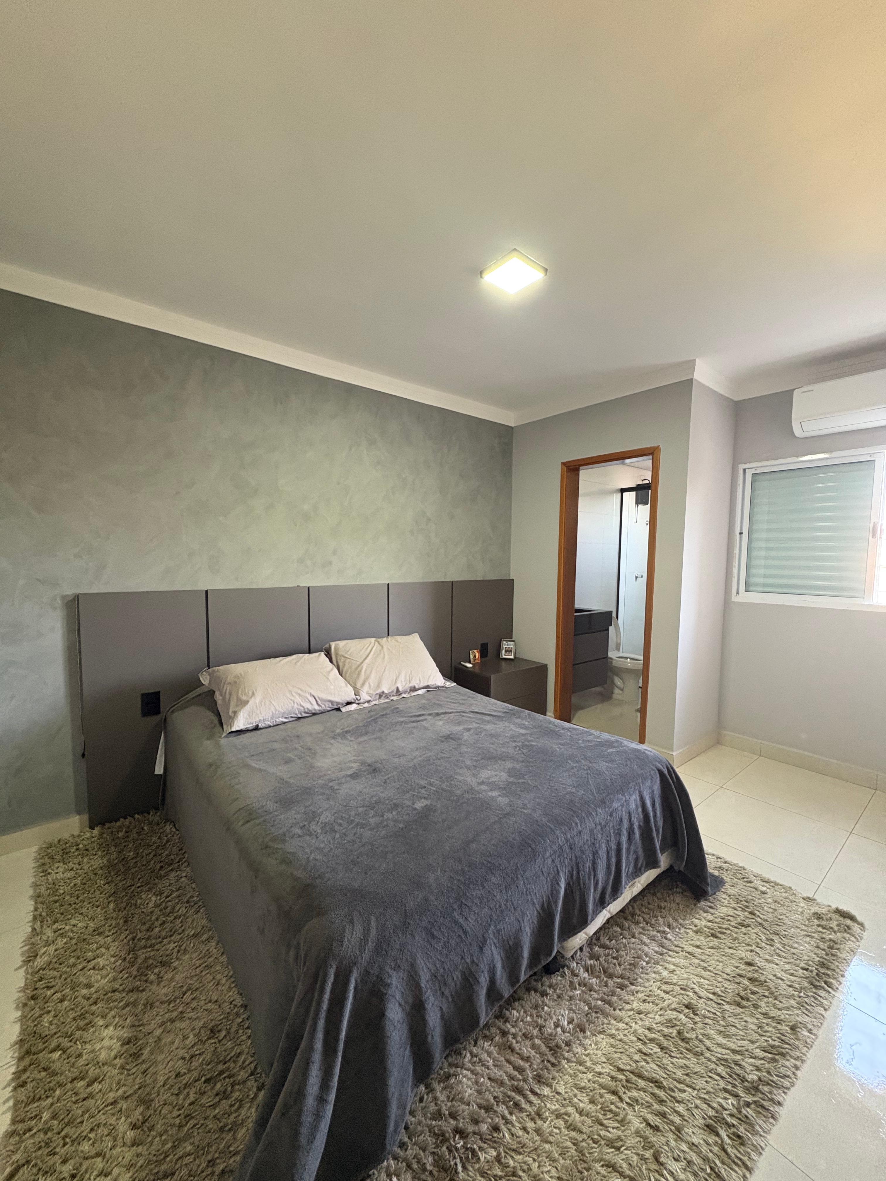 Apartamento à Venda no Jardim Noêmia