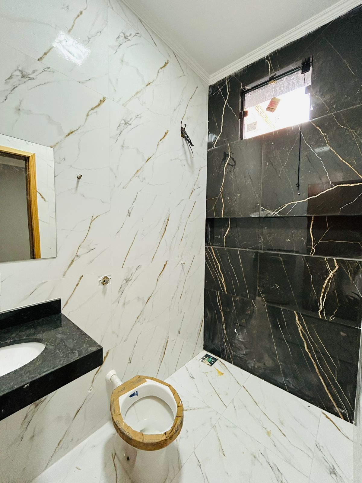 Casa à Venda no bairro Jardim Adelinha