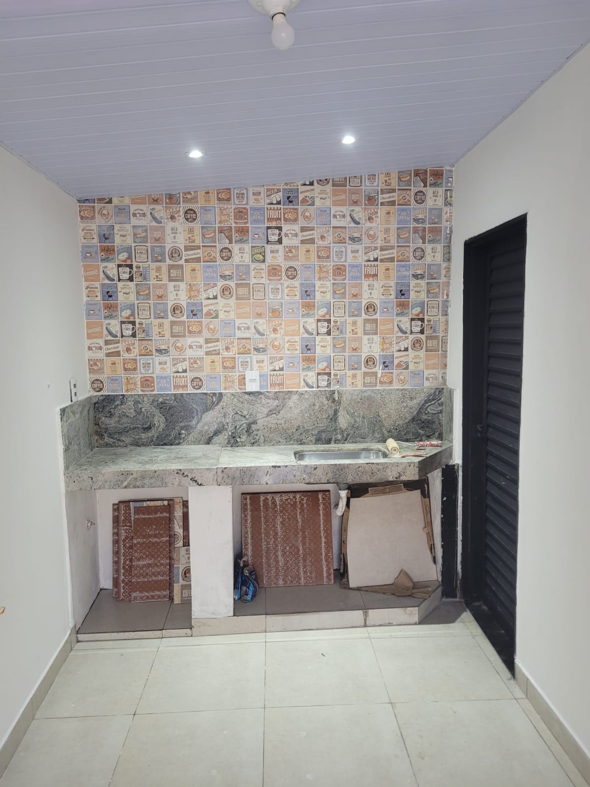 Casa no bairro Prolongamento Jardim Aeroporto I à Venda