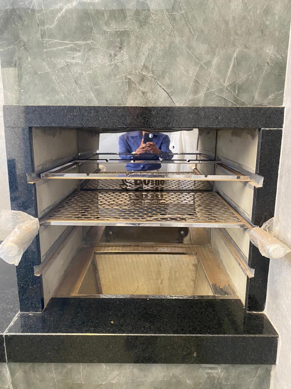 Casa à Venda no Jardim Tropical