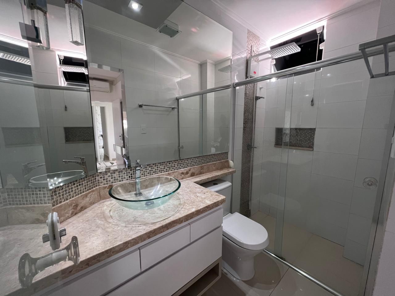 Vende-se Apartamento no Residencial Jorge Chead