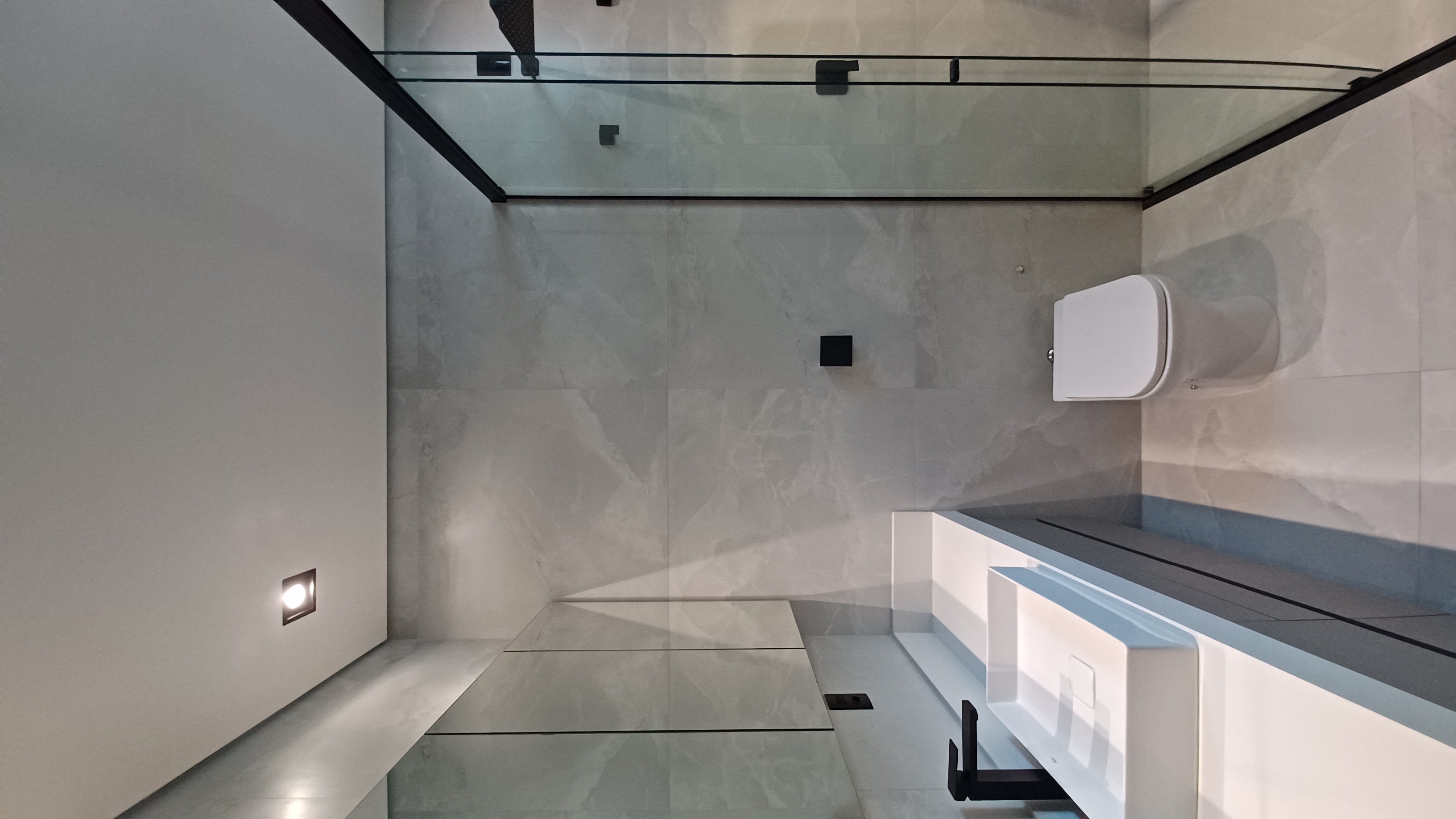 Casa à Venda no Bairro Colina do Espraiado