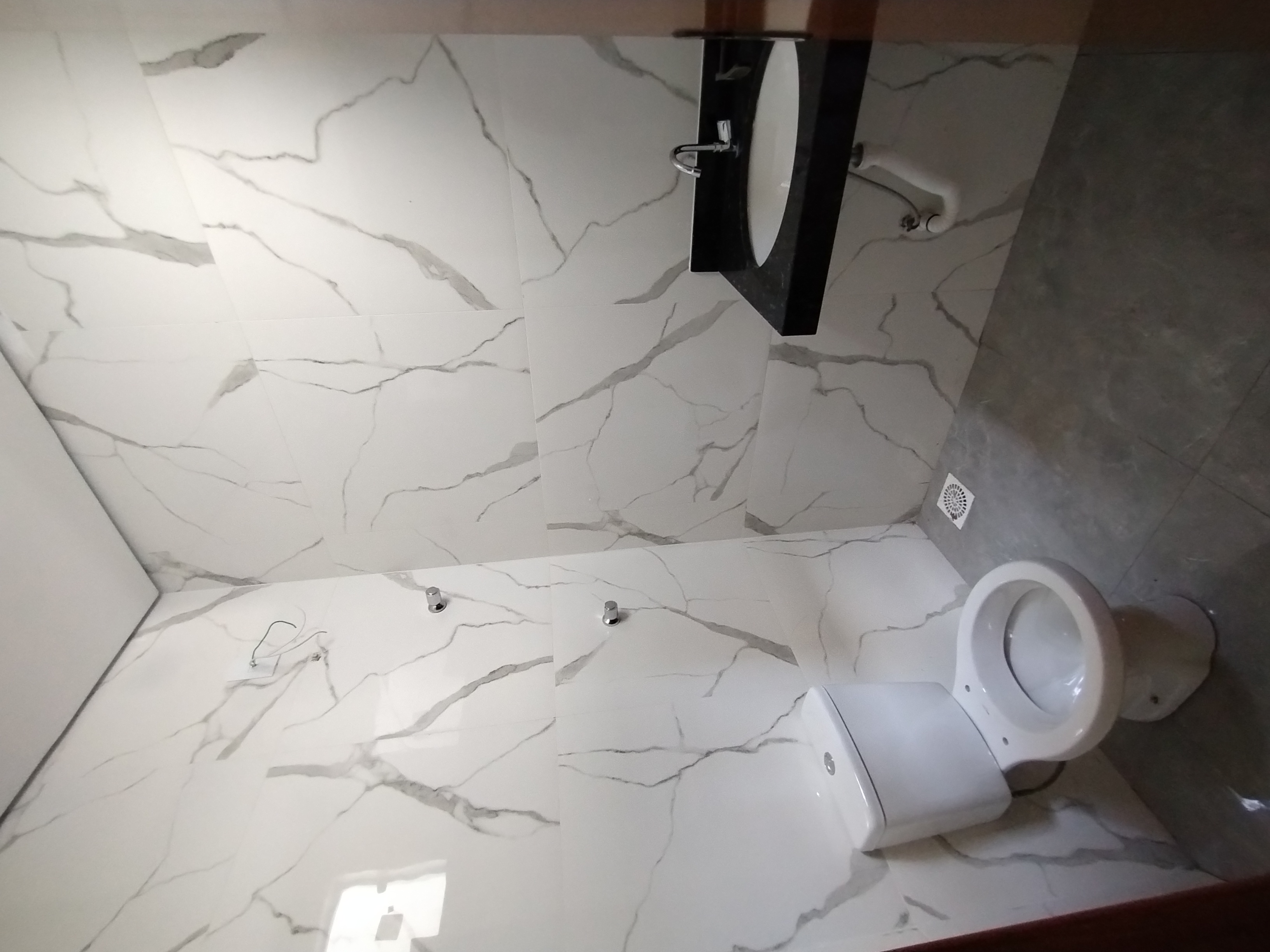 Apartamento no bairro Jardim Luiza II à Venda