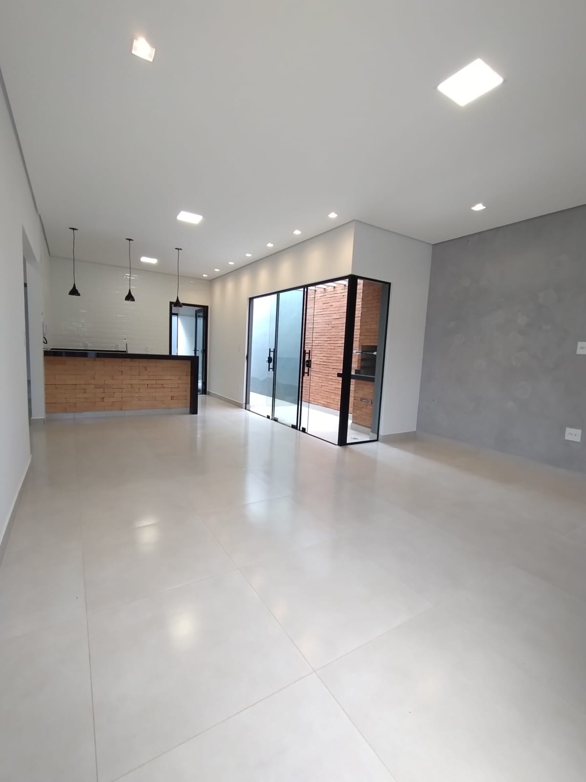 Casa à Venda no Jardim Luiza II