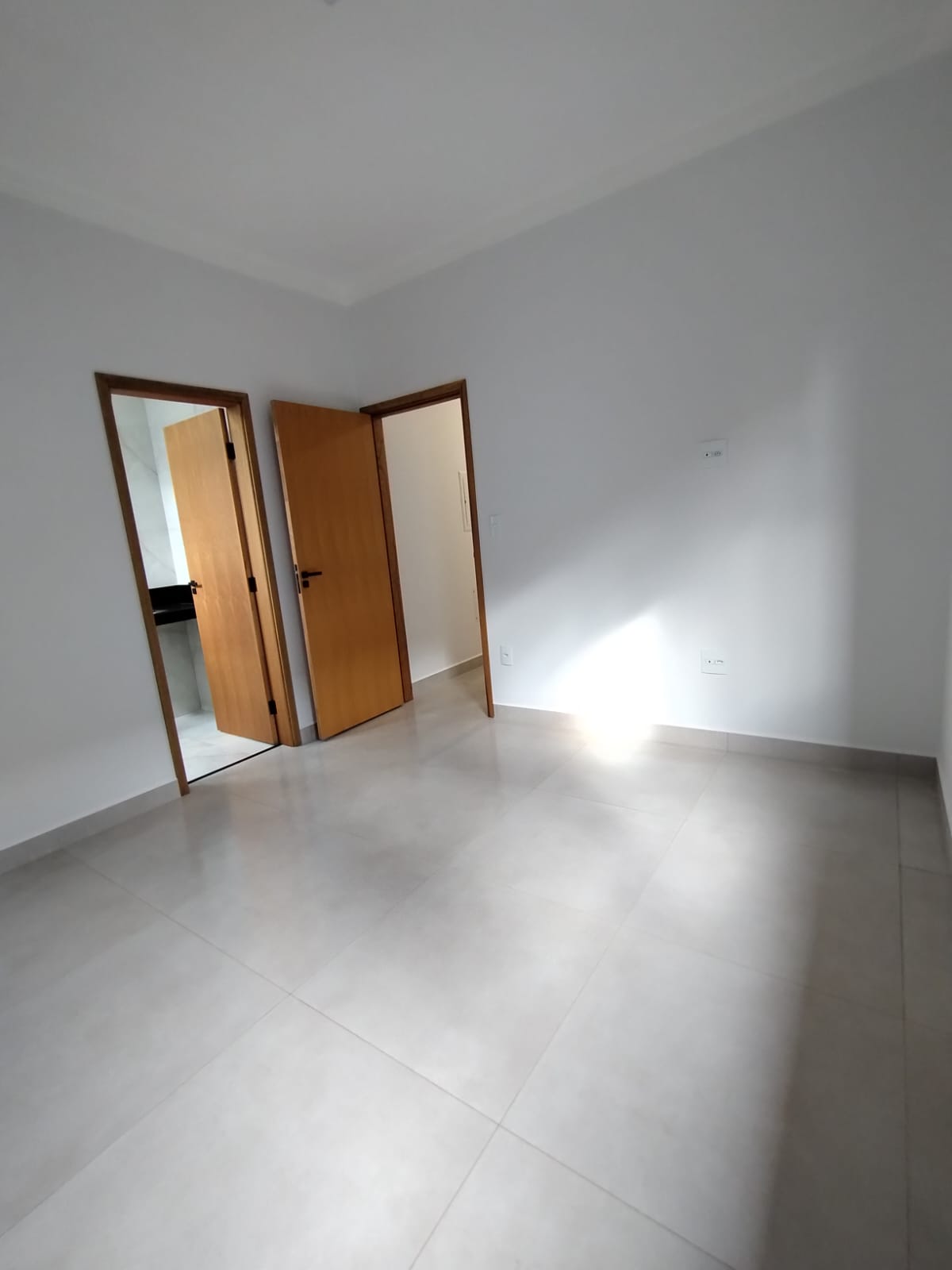 Casa à Venda no Jardim Luiza II