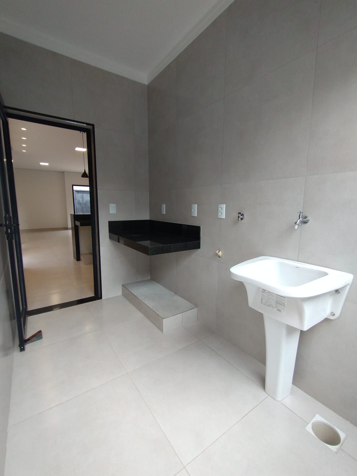 Casa à Venda no Jardim Luiza II