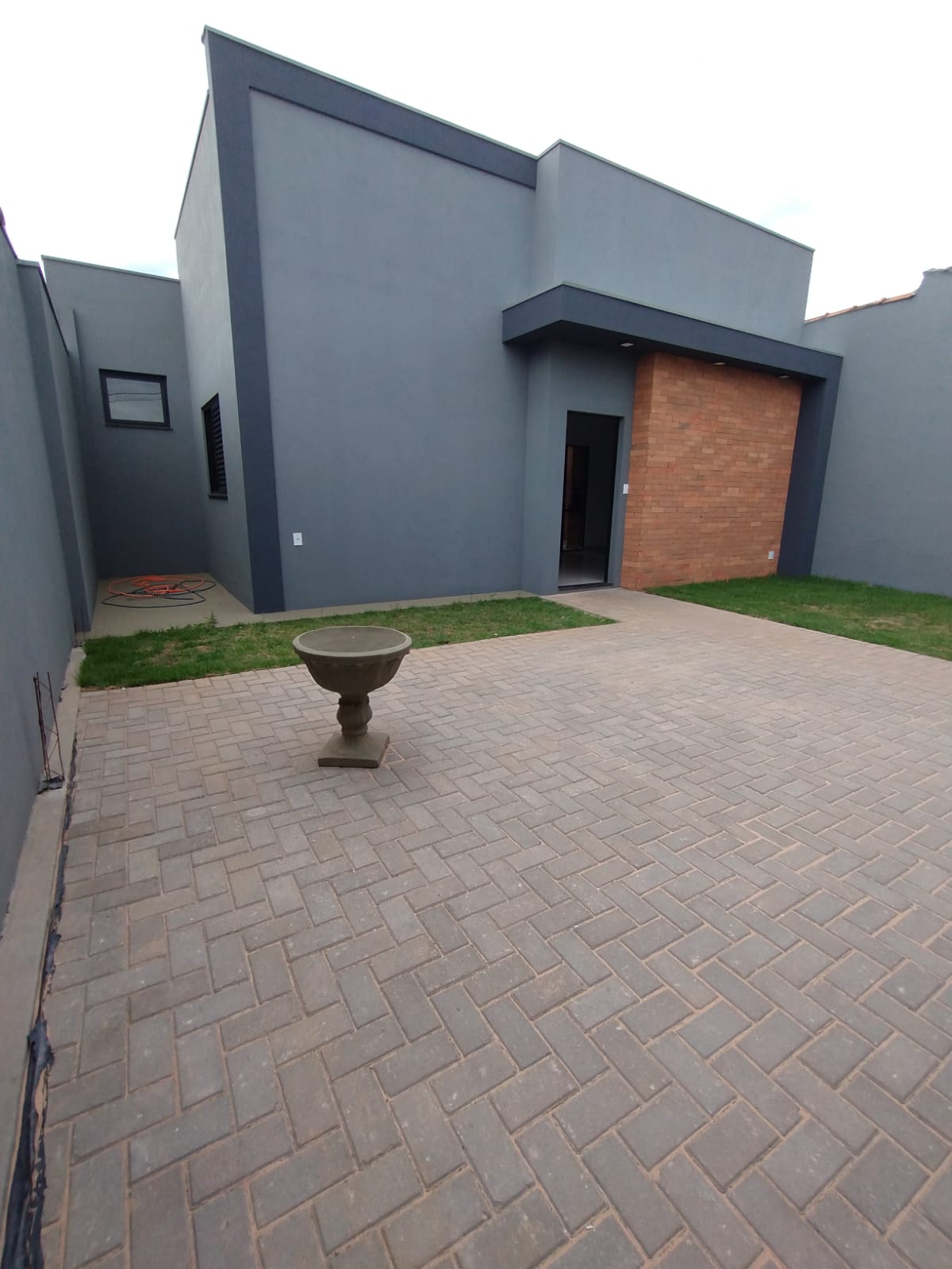 Casa à Venda no Jardim Luiza II