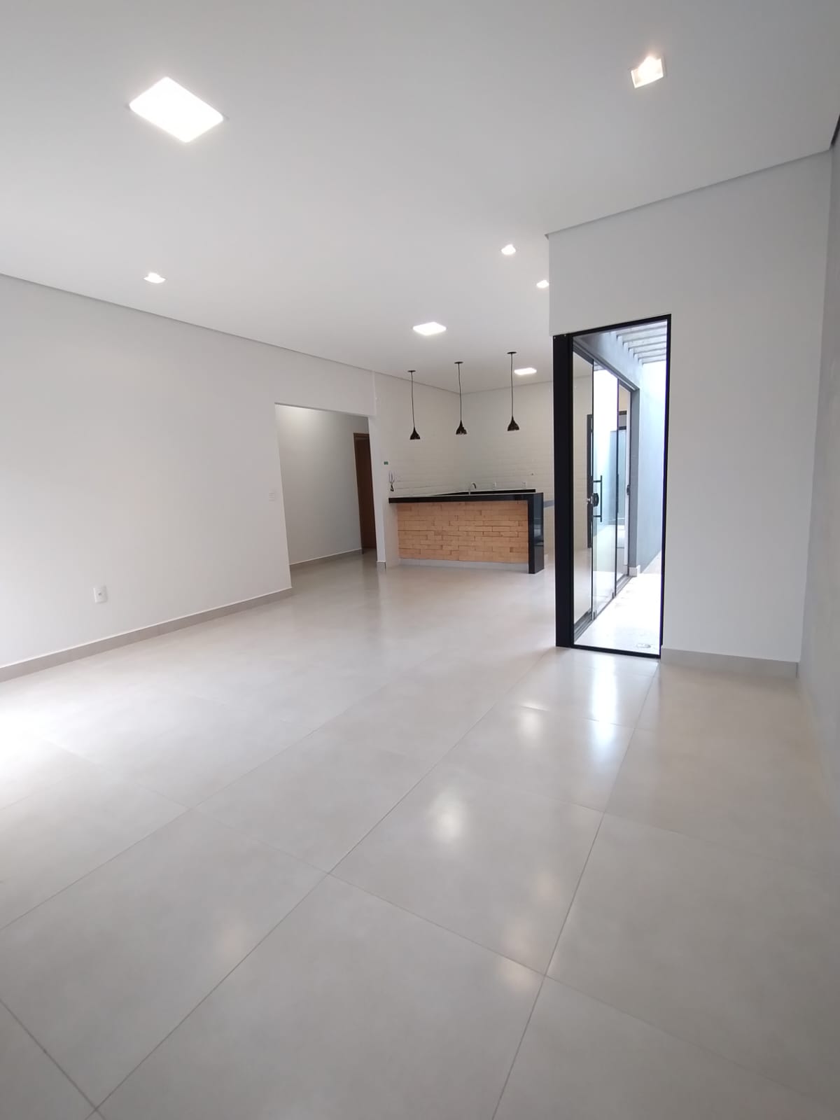 Casa à Venda no Jardim Luiza II