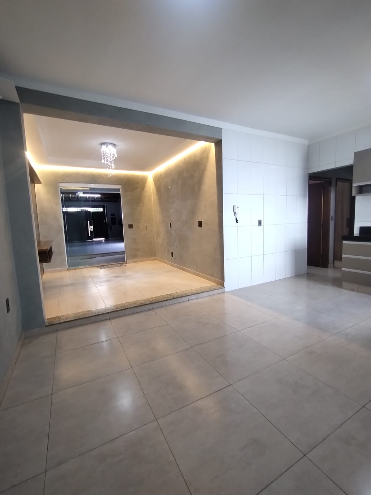 CASA A VENDA NO TROPICAL II