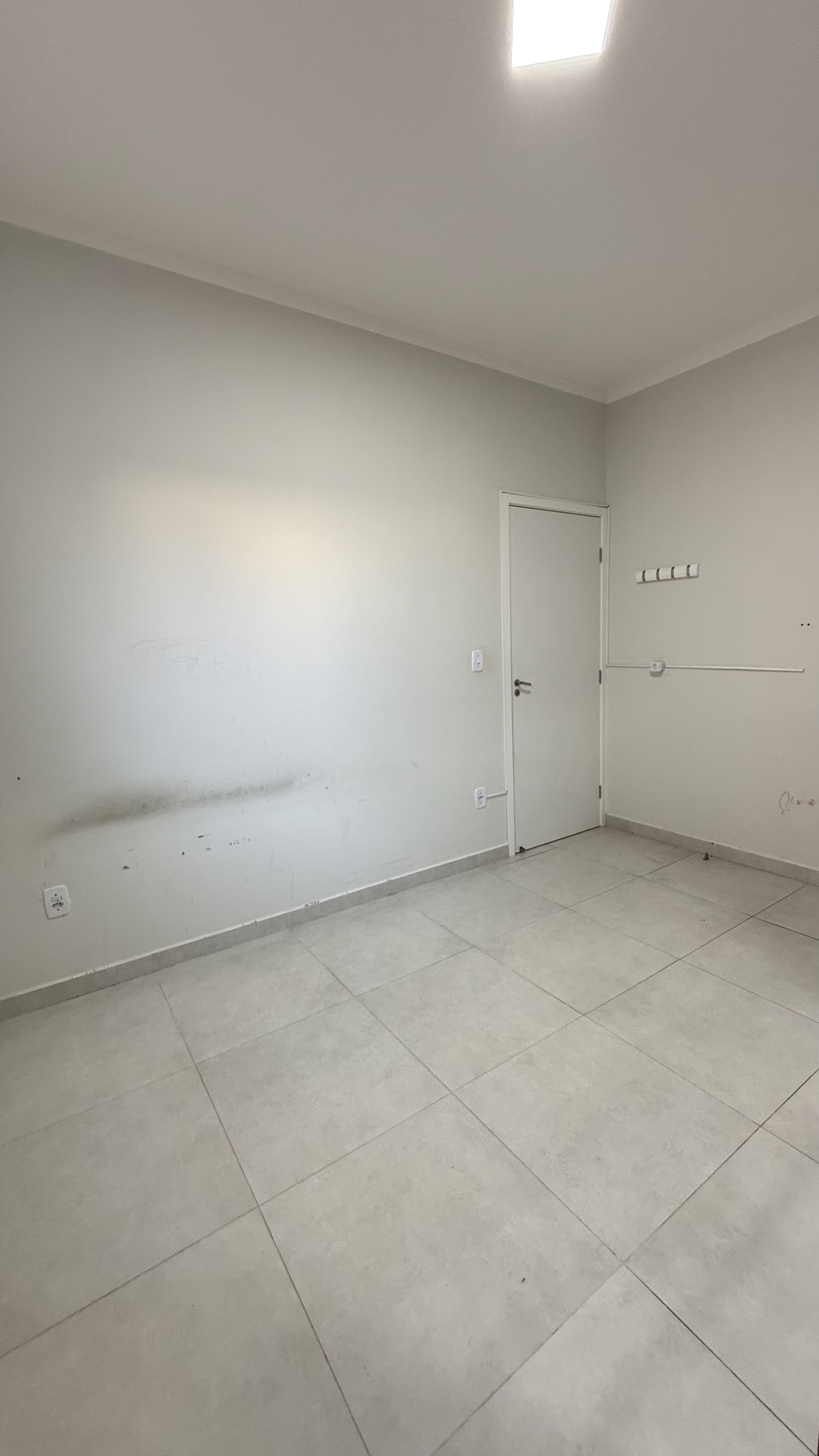 Casa à Venda no Parque dos Coqueiros