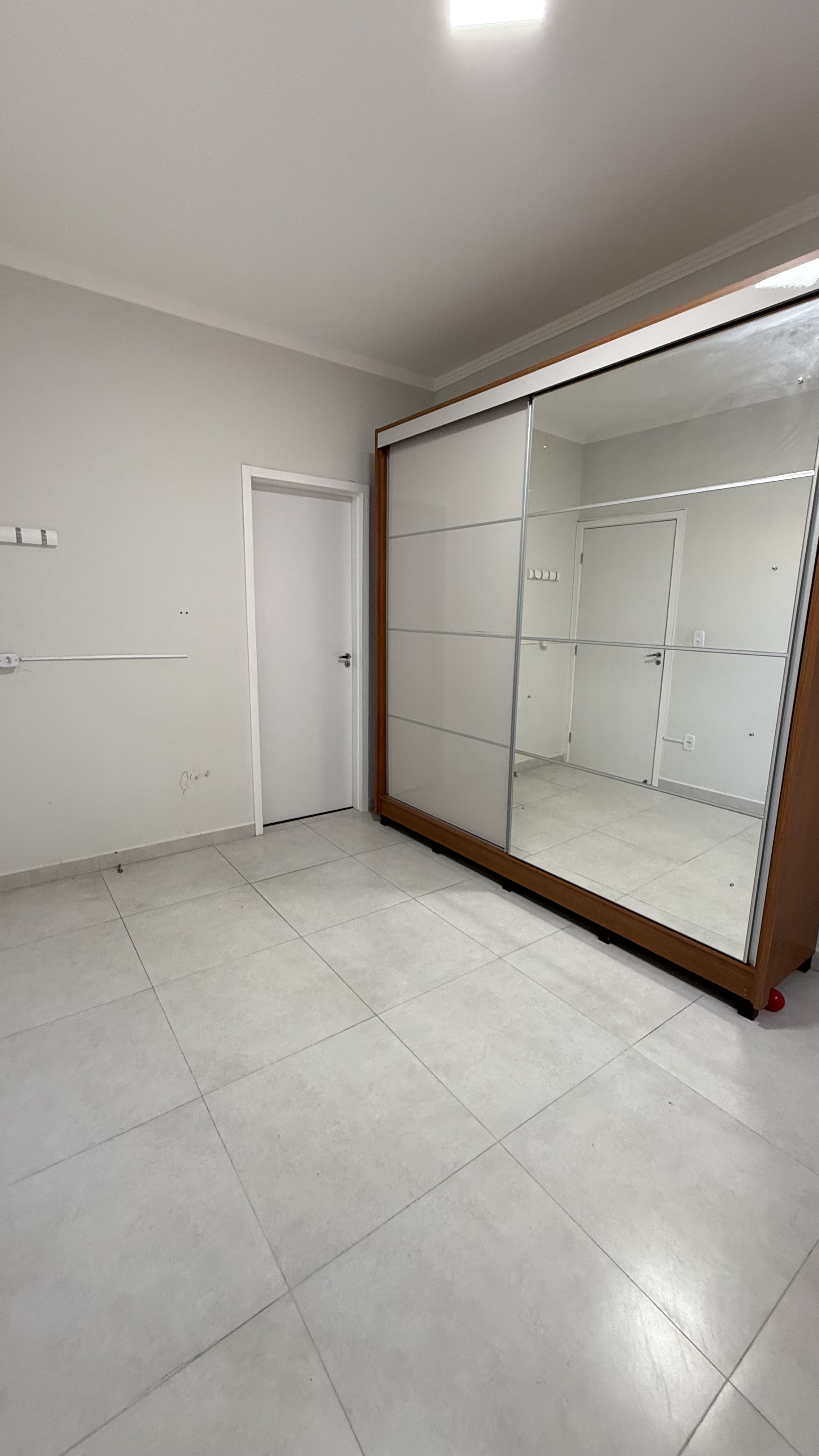 Casa à Venda no Parque dos Coqueiros