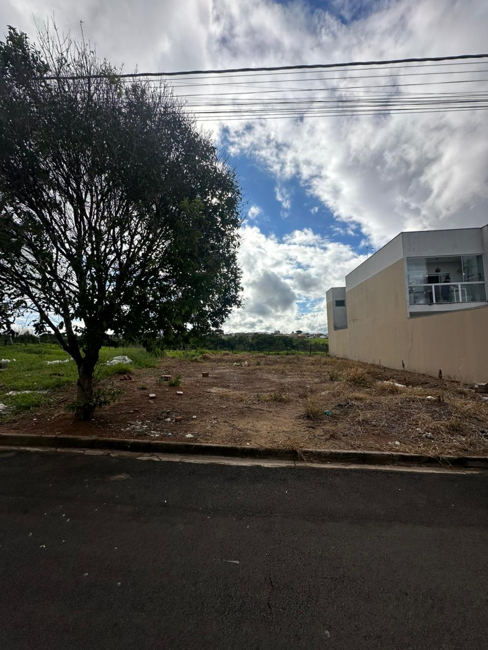 Terreno a Venda no Santa Lúcia