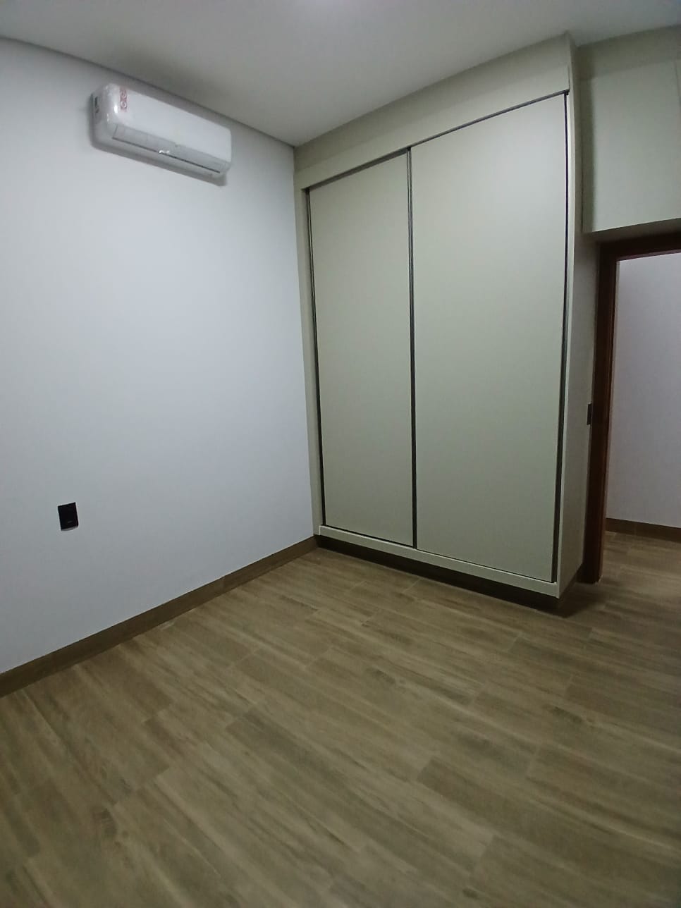 Casa à Venda no Jardim Natal